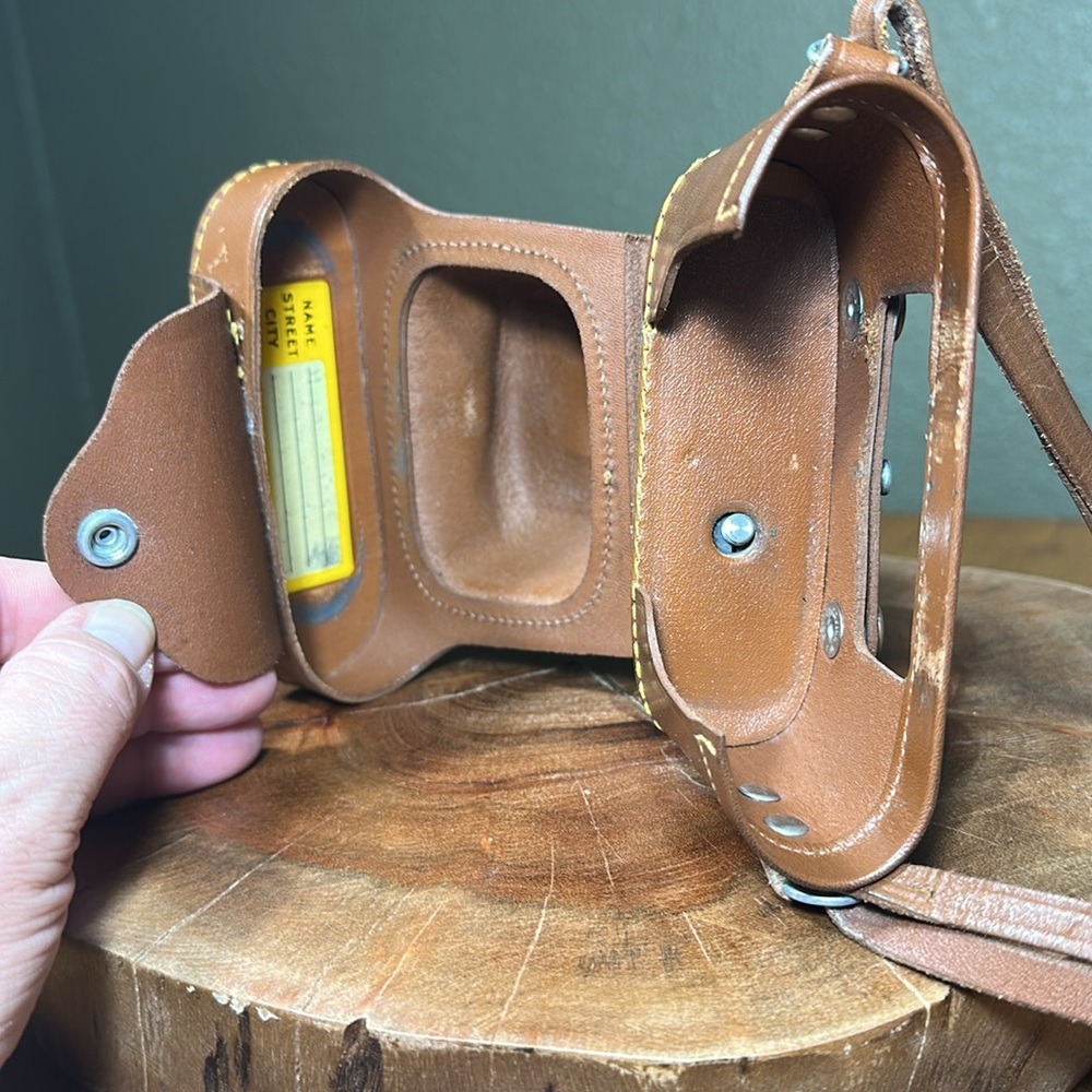 KODAK Signet 35 with Leather Kodak Case - Picture 16 of 16
